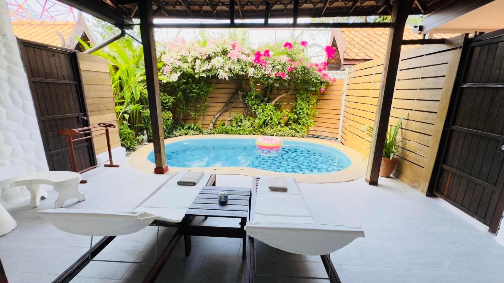Btc Boutique Resort Private Pool Villas Hua Hin บ้านทะเลจีน บูติค รีสอร์ท หัวหิน Екстериор снимка